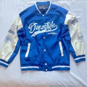 Men/women’s fashion Bomber jacket NWT. Size large